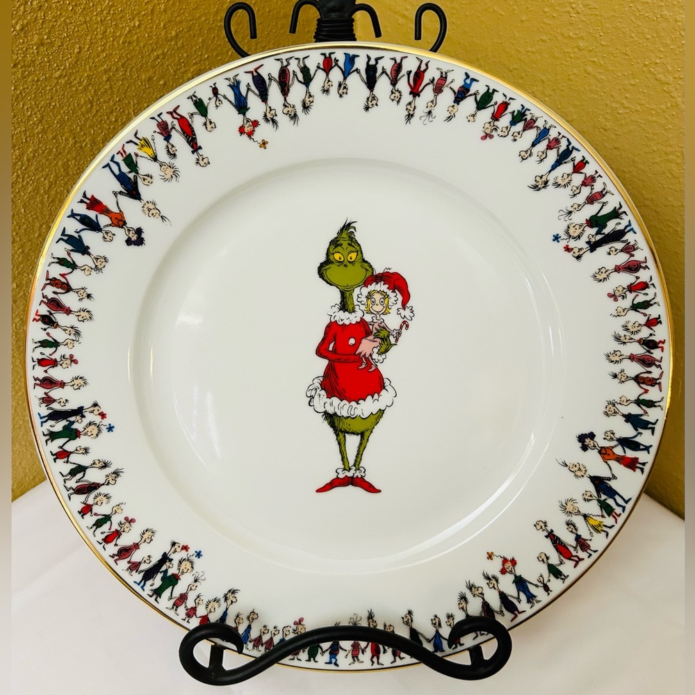 4pc Set Dr Seuss The Grinch Cindy Lou & Whoville Gold Trim Dinner Plates…